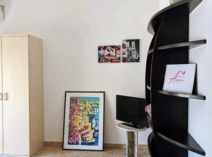 A Casa Di Angela Bed and Breakfast *